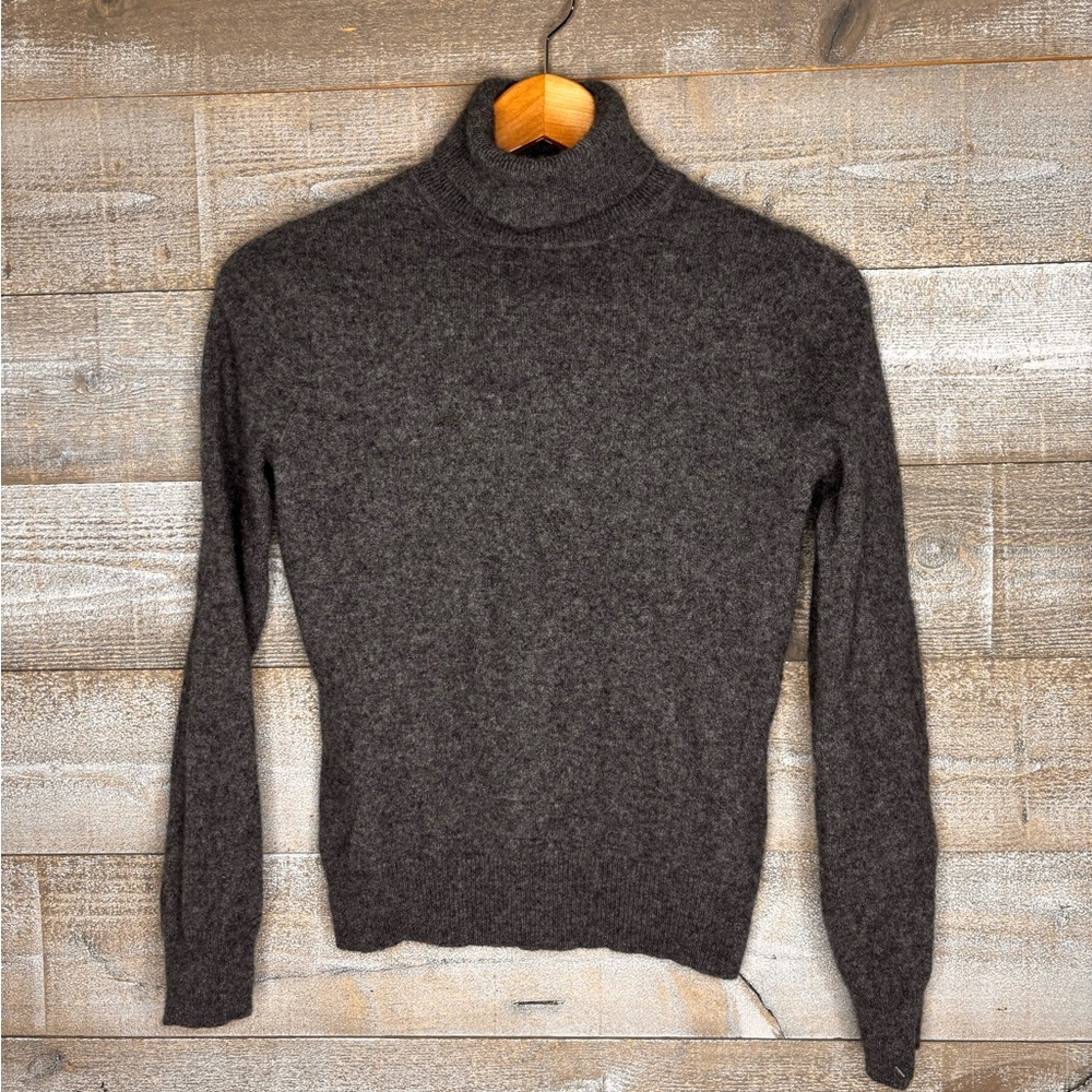 Apt. 9 100% cashmere Women's Charcoal Turtleneck Sweater